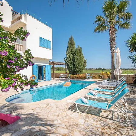 Villa Blue *